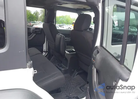 2016 Jeep Wrangler Unlimited Sport z USA, uszkodzony, nr VIN 1C4HJWDG7GL238107